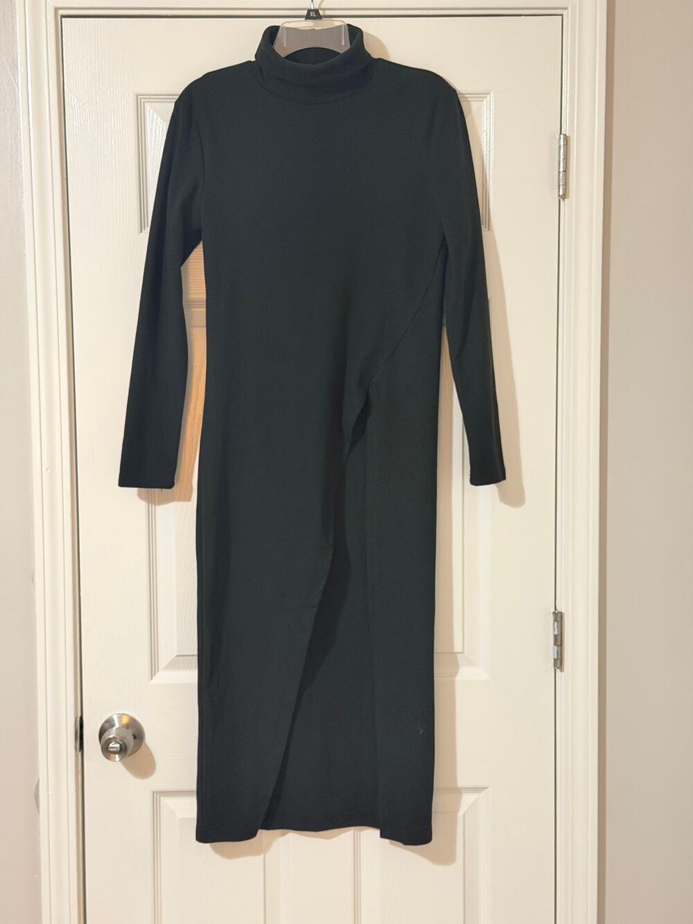 Soft Turtleneck Long Sleeve Dress W/ High Slit Size Medium